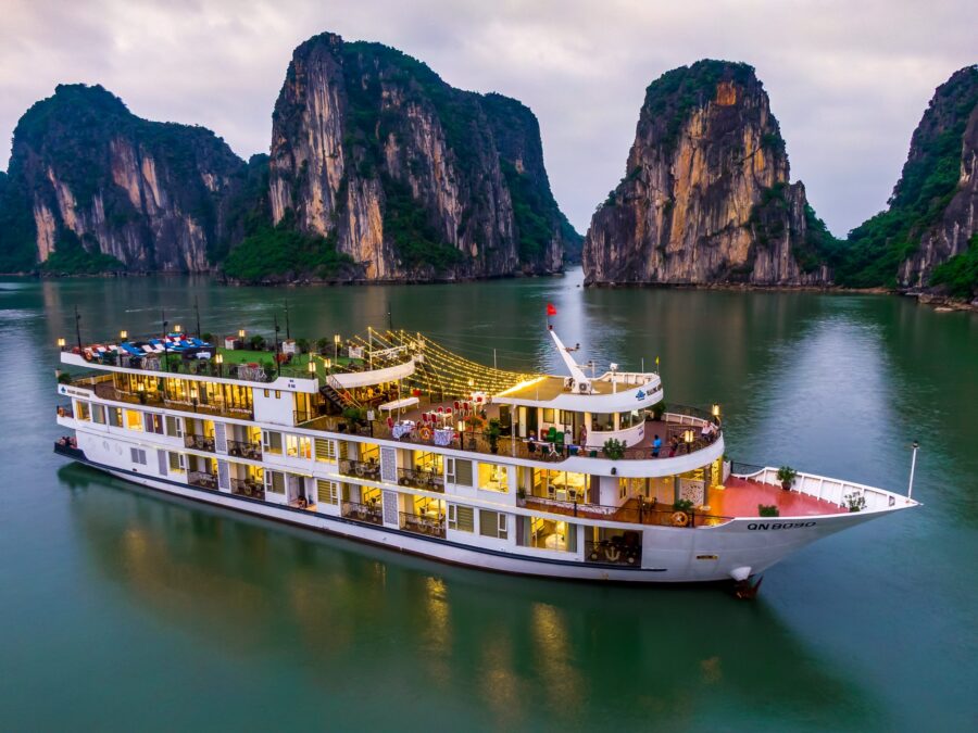 2 day 1 night cruise ha long bay