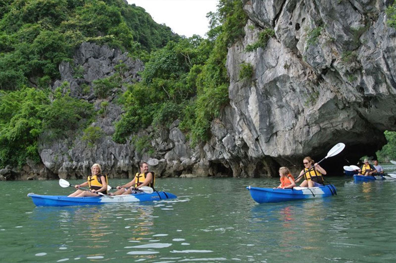 Halong Bay 1 Day – What You Should Do and See with Only 1 Day in Halong Bay?