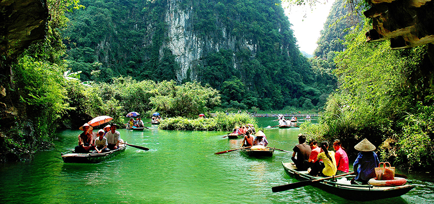 Tam Coc (Three caves)