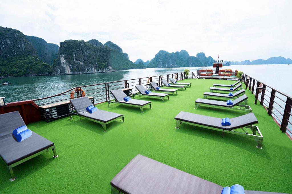 Ha Long Bay a tempting destination