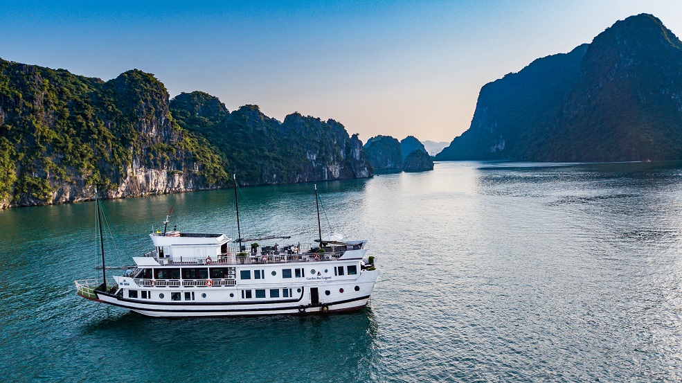 Bai Tu Long Bay 2 Days 1 Night on Cruise